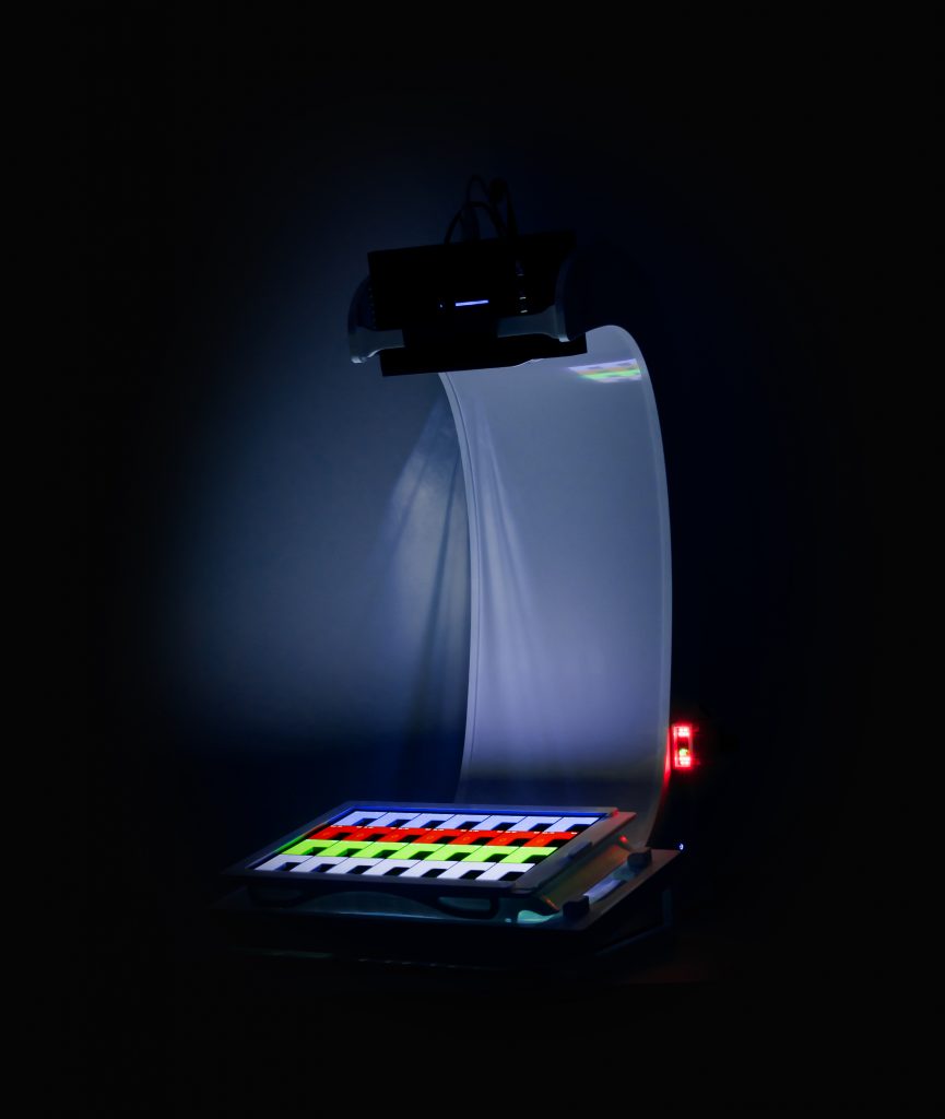 Guidage lumineux précis de Julia pour sécuriser le remplissage des piluliers